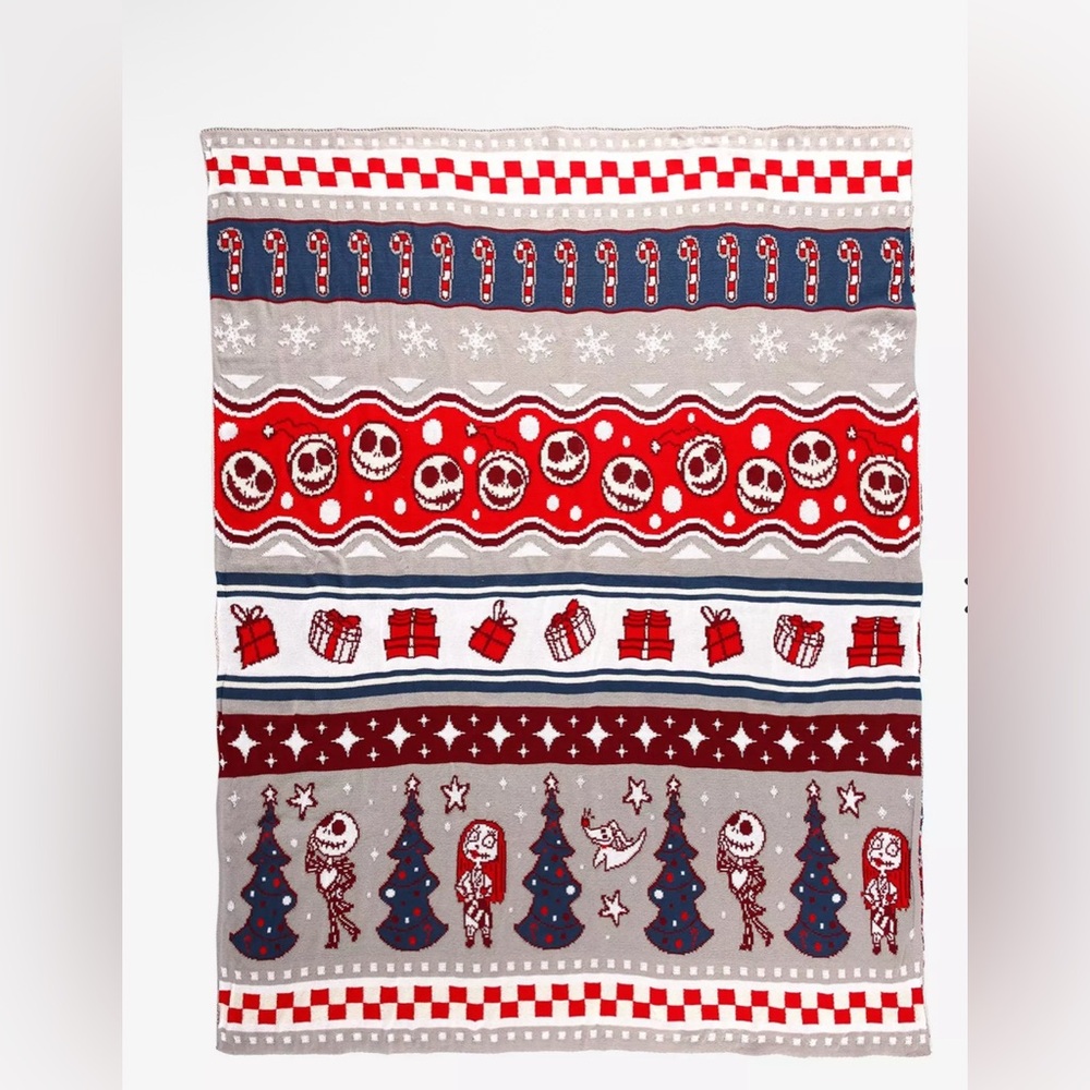 Disney The Nightmare Before Christmas Knit Blanket